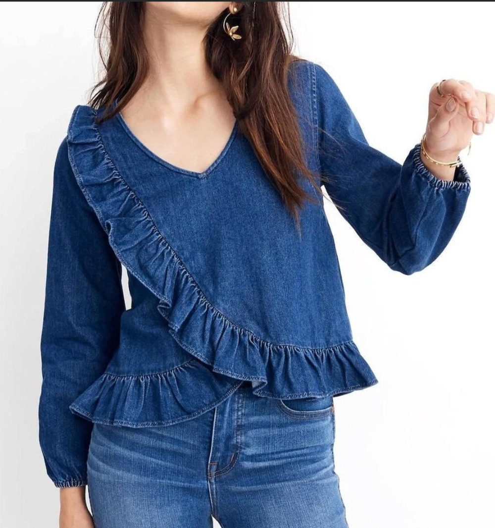 Madewell blue ruffled denim top Size L Preppy Western Country Feminine Romantic